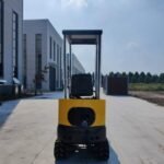 1-Ton Mini Small Excavator – 13.5HP Briggs & Stratton Gasoline Engine EPA-Certified Micro Crawler Digger