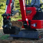 Mini Compact Excavator HONDA GX390 Engine, 65.7" Max. Digging Depth, 2280 LBS Operating Weight, MEC10 - Image 3