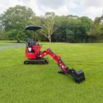 Mini Compact Excavator HONDA GX390 Engine, 65.7" Max. Digging Depth, 2280 LBS Operating Weight, MEC10 - Image 2