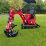 Mini Compact Excavator HONDA GX390 Engine, 65.7" Max. Digging Depth, 2280 LBS Operating Weight, MEC10 - Image 4