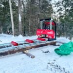 32" Portable Sawmill (5 x Blades Included), 459cc 15HP E-Start Gasoline Engine, 26.5" Board Width, 20' Track Length (13' Track Length + 6.4' Track Extension Included) , SM-32 - Image 3