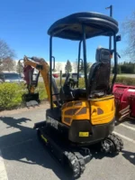 TYPHON TERROR XVIII Heavy-Duty Mini Excavator – 4000 lbs Rubber Track Digger with EPA-Certified Kubota D902 Diesel Engine (Alternative Layout)
